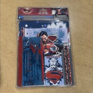 Superman 11-Piece Stationery Set